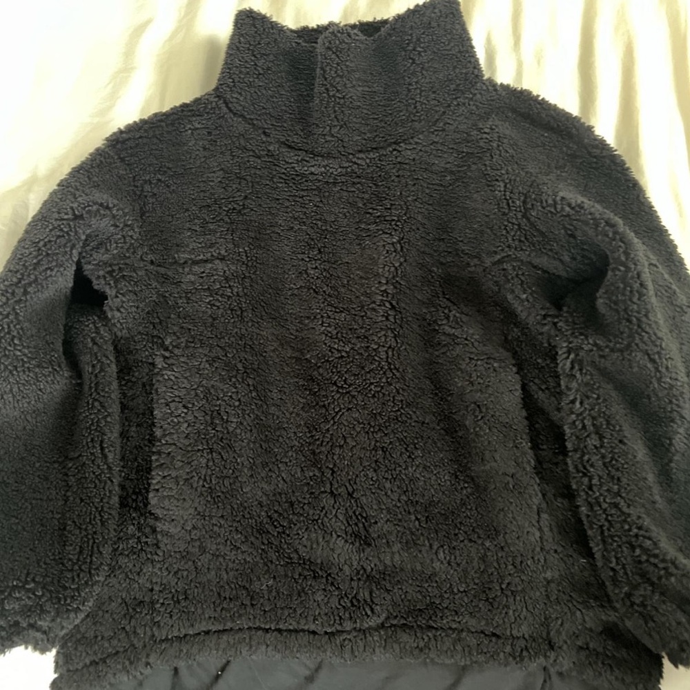 Black Lululemon Fuzzy Cowneck